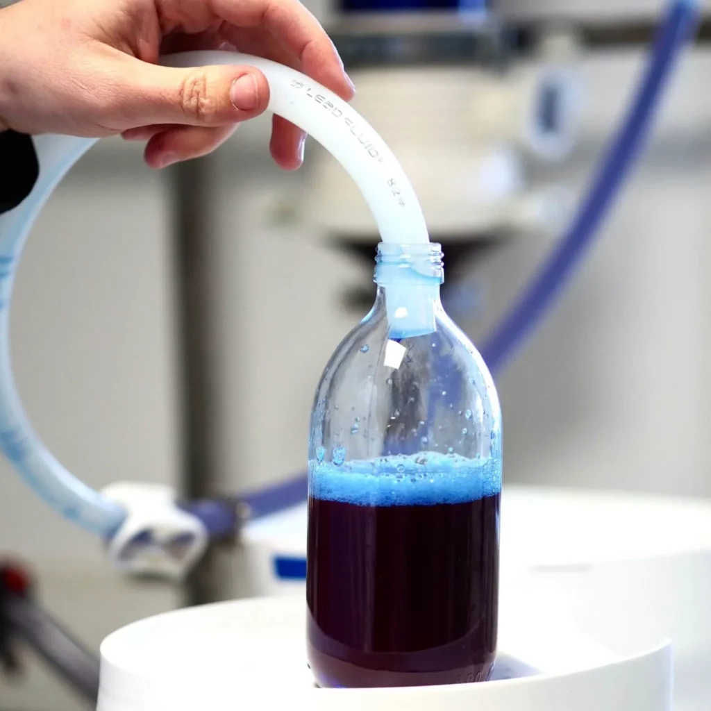 Extraction et remplissage flacon phycocyanine