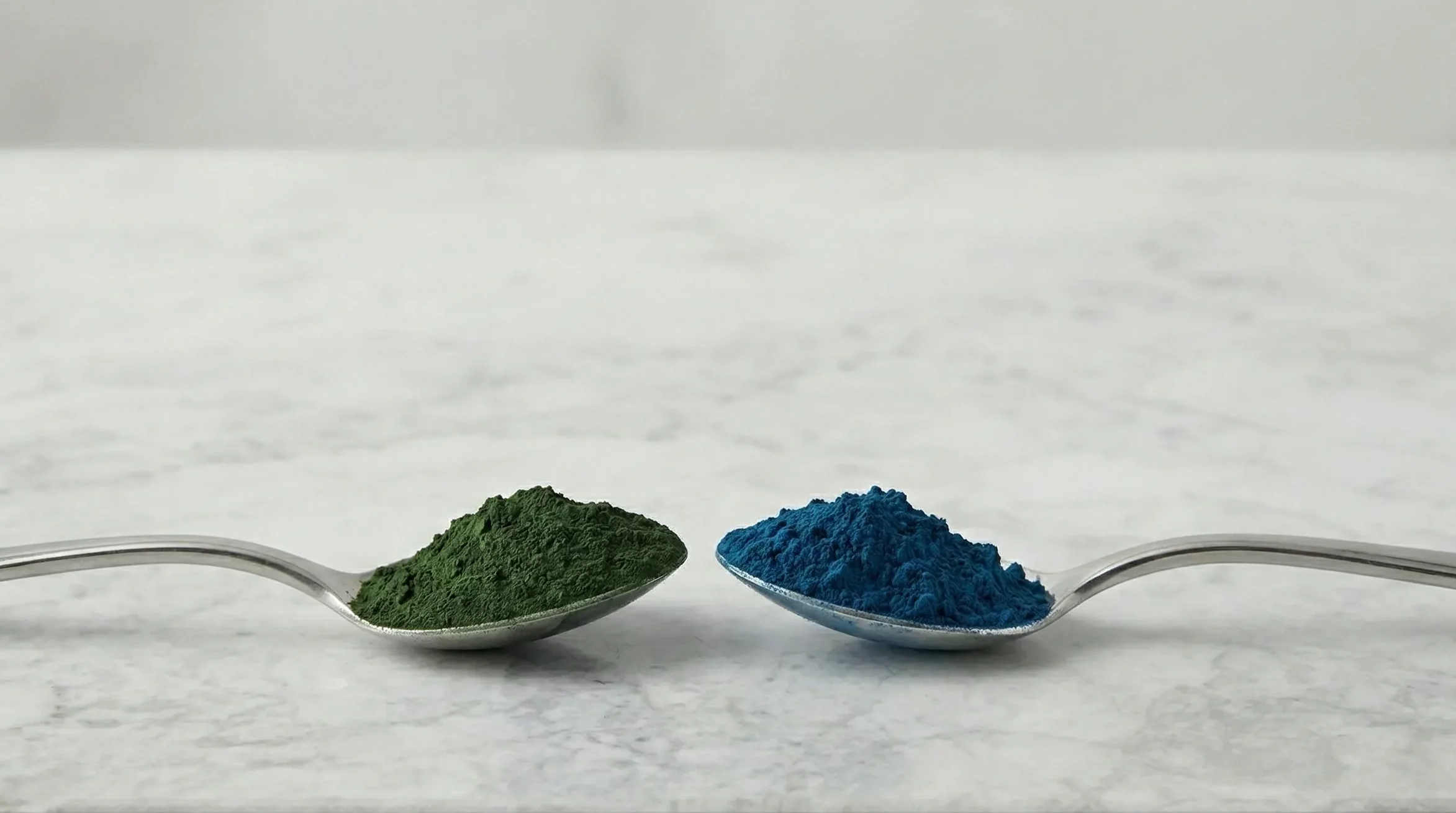 phycocyanine et Spiruline en poudre