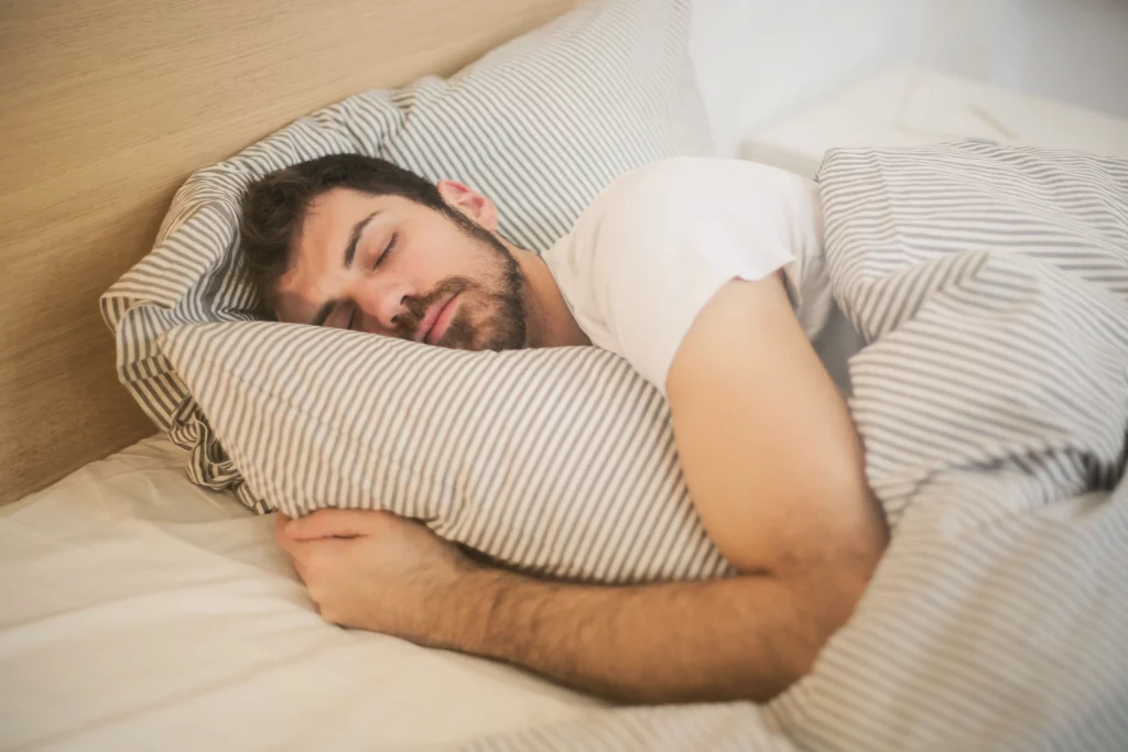 Sommeil régulier et réparateur pour éviter le coup de mou saisonnier